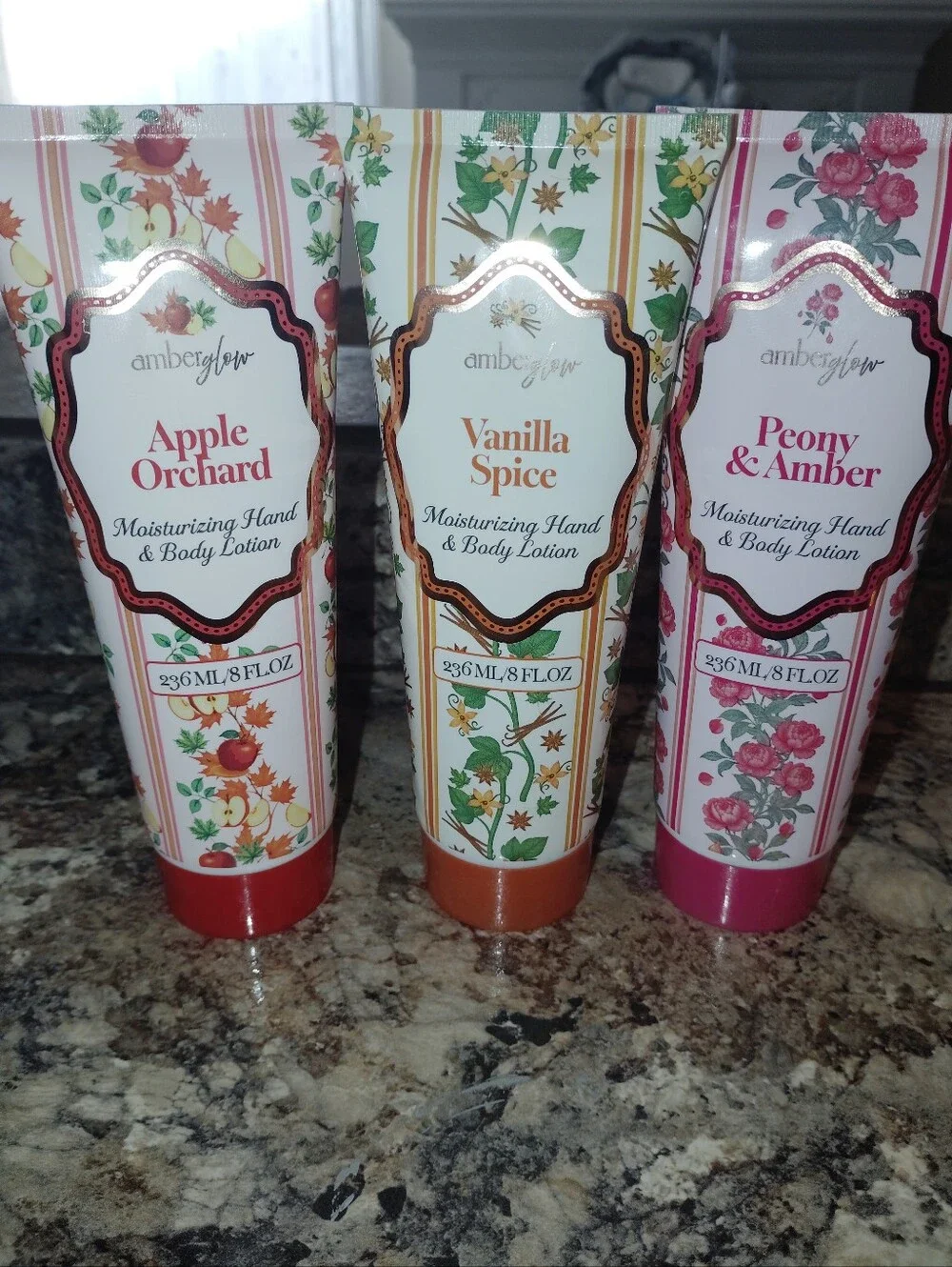 Apple orchard, vanilla spice, peony and Amber Amber glow moisturizing hand